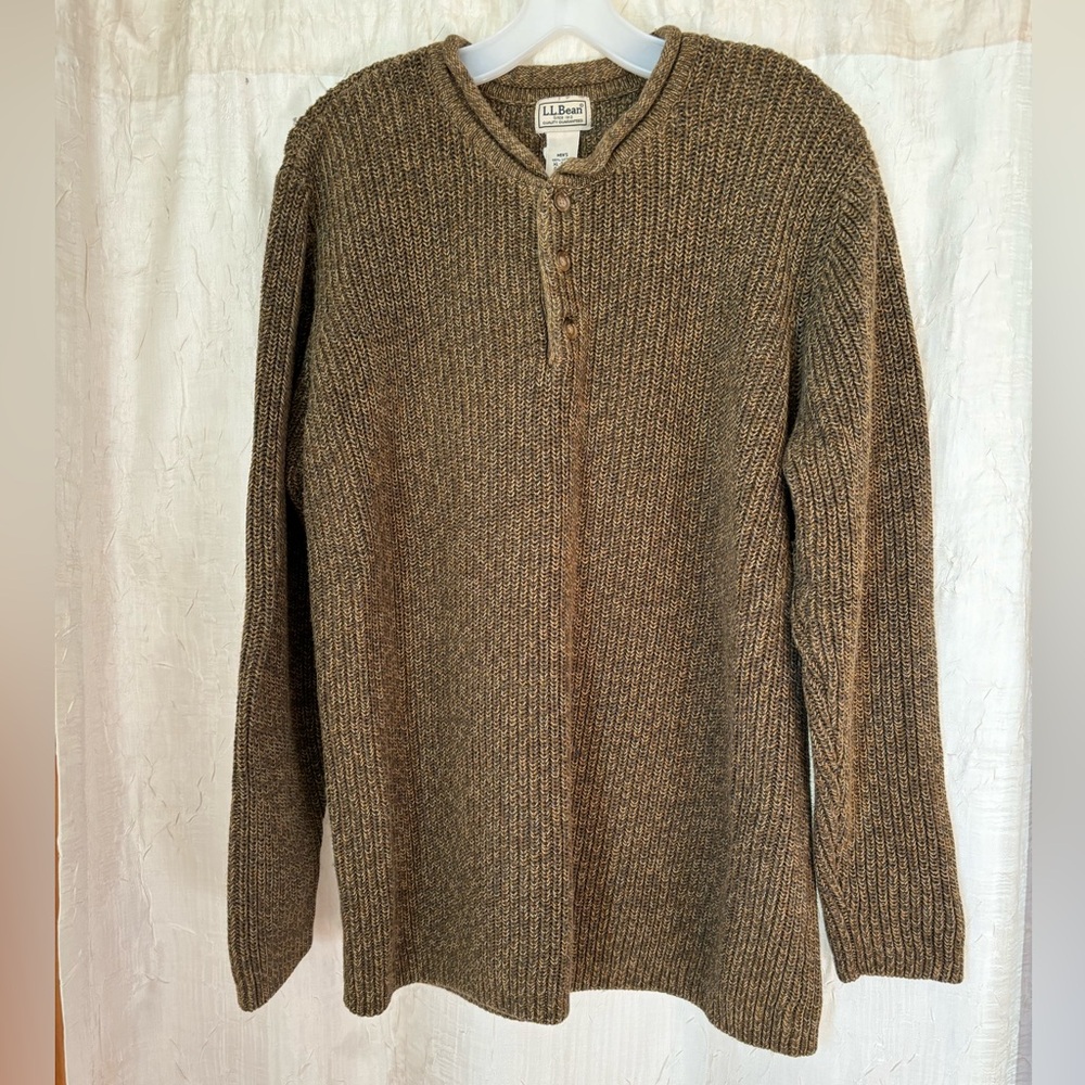 L.L. Bean Men's Brown Heathered Henley Sweater